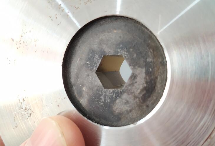 鎢鋼內孔拋光，呼叫強力流體拋光機！